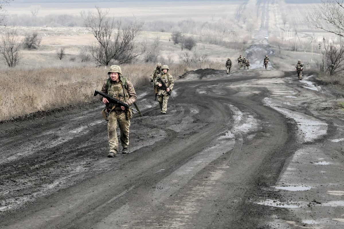 Tensiones entre Ucrania y EE. UU. por negociaciones con Rusia y conflicto en Irán
