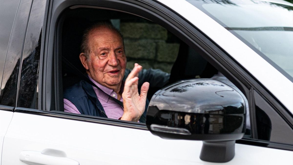 El rey emérito Juan Carlos I vuelve a la escena pública en Sevilla para la reaparición de Morante