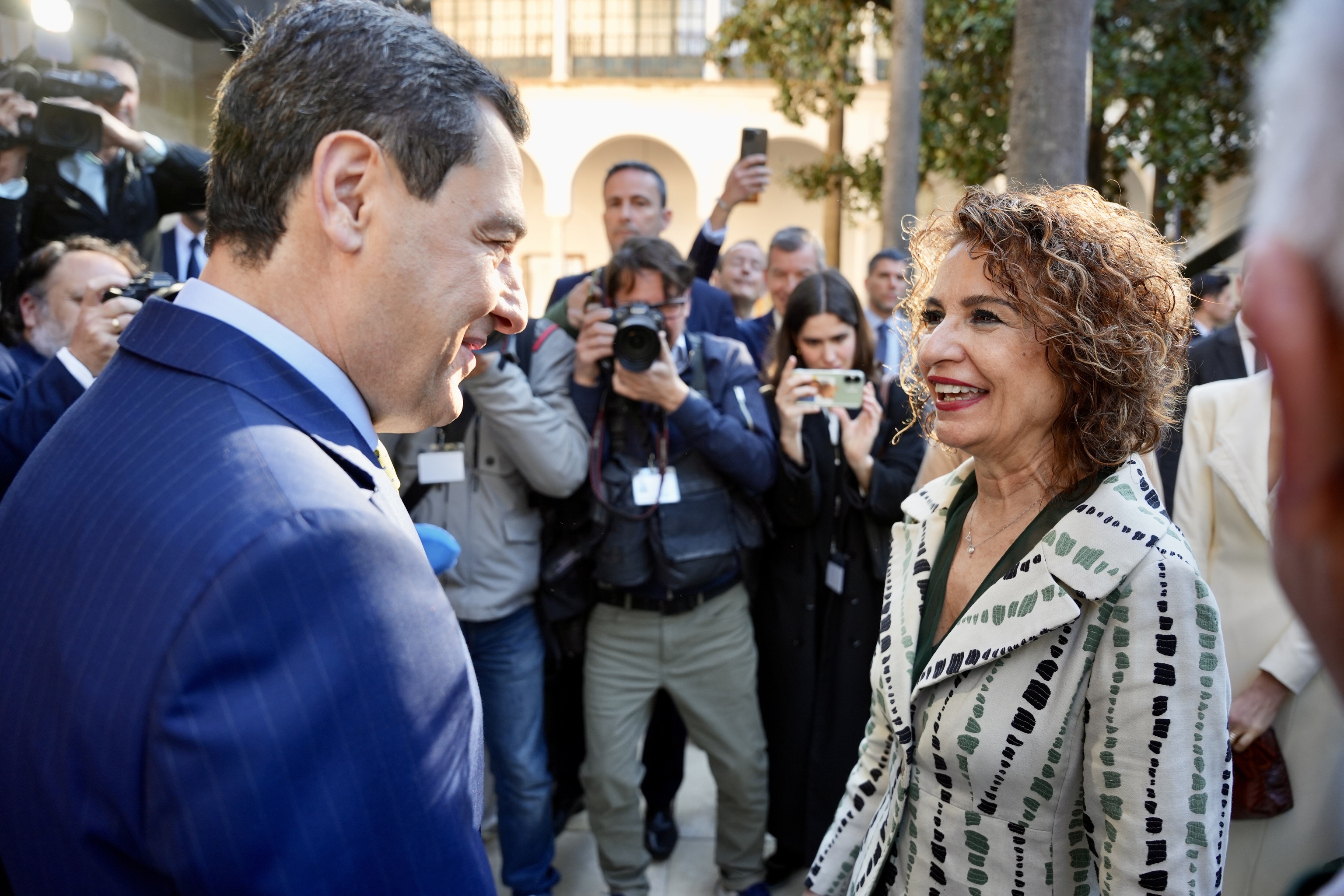 PSOE denuncia al PP por citar a Montero en el Senado antes de elecciones andaluzas