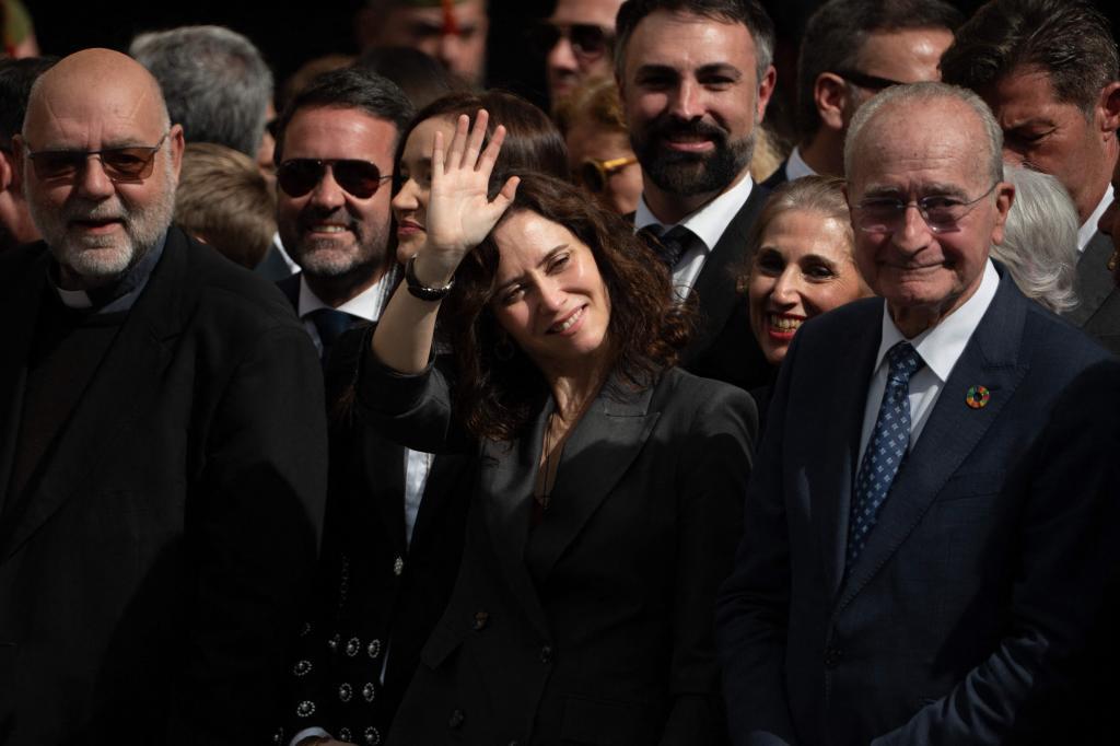 Ayuso critica 'pretensiones nacionalistas' por traslado del Guernica a Euskadi