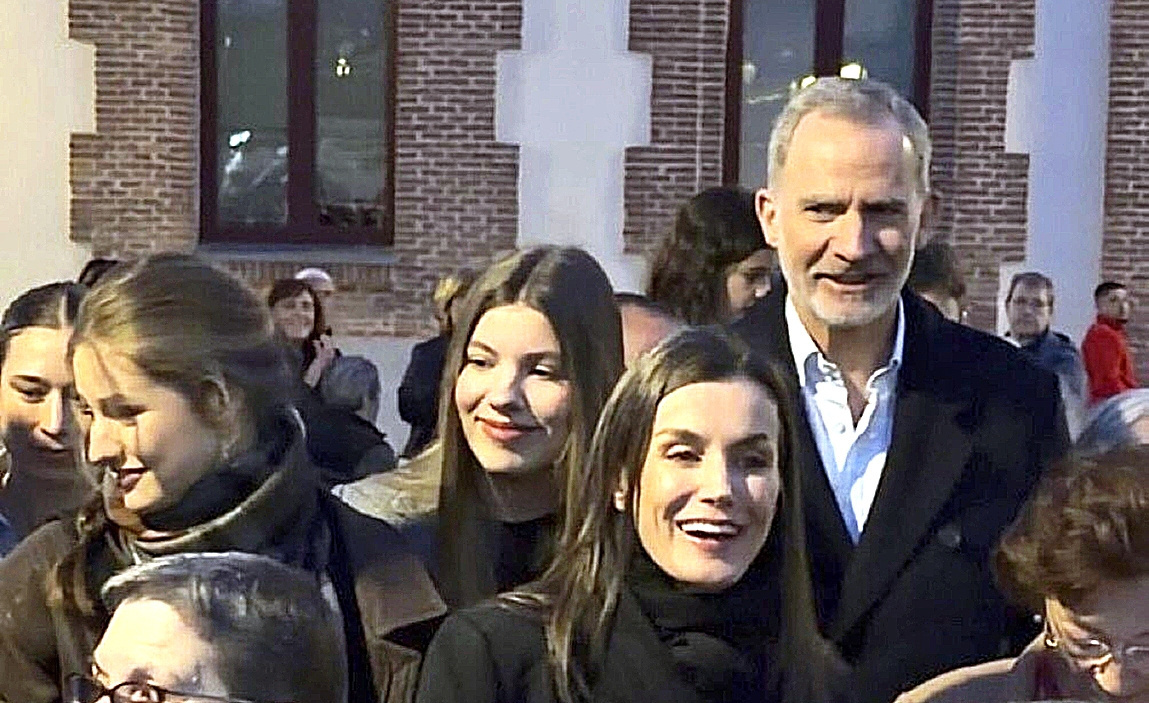 La Familia Real española en la procesión del Silencio en Carabanchel (Fuente: El Mundo)