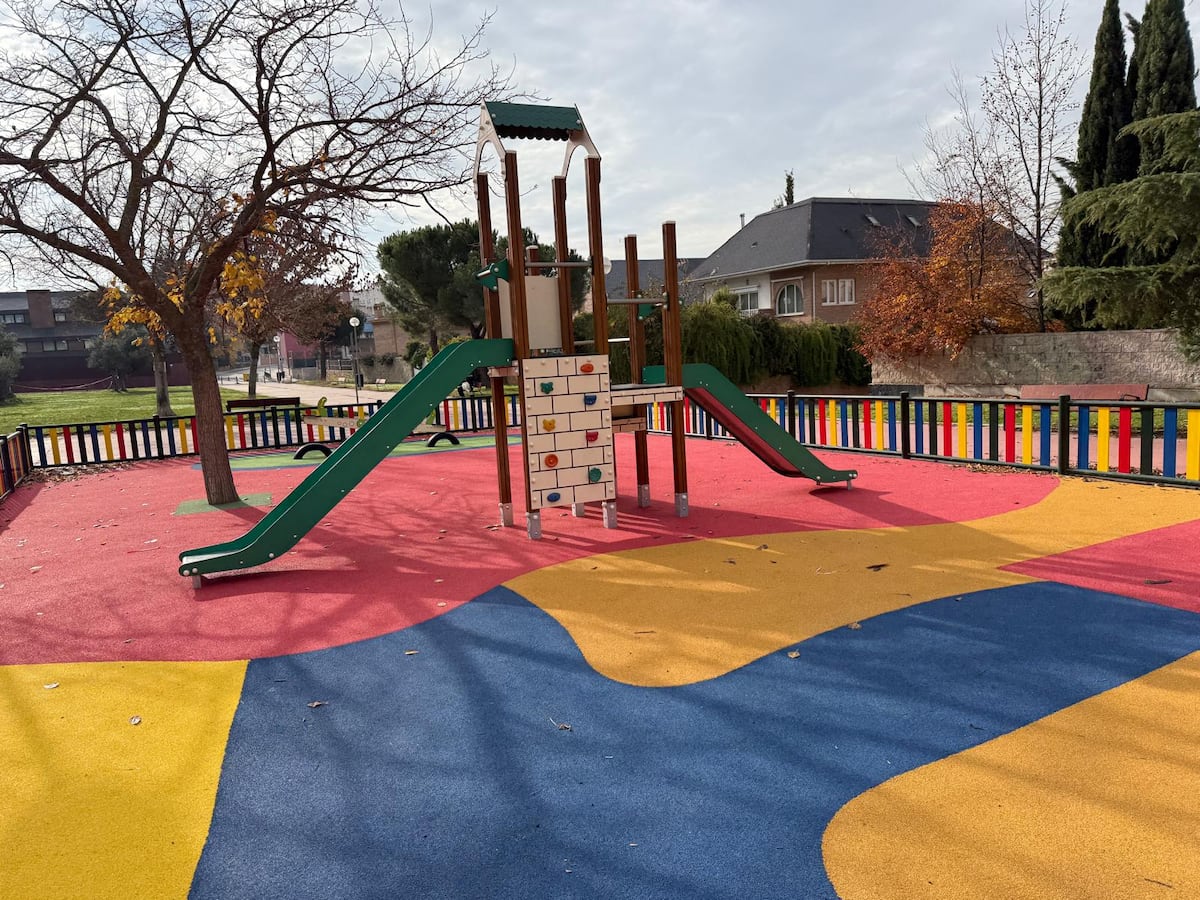 El Ayuntamiento de Madrid en disputa por el uso de caucho en parques infantiles