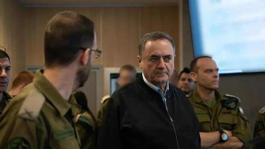 La presidenta de la Comunidad de Madrid, Isabel Díaz Ayuso, en una rueda de prensa (Fuente: El Periódico)