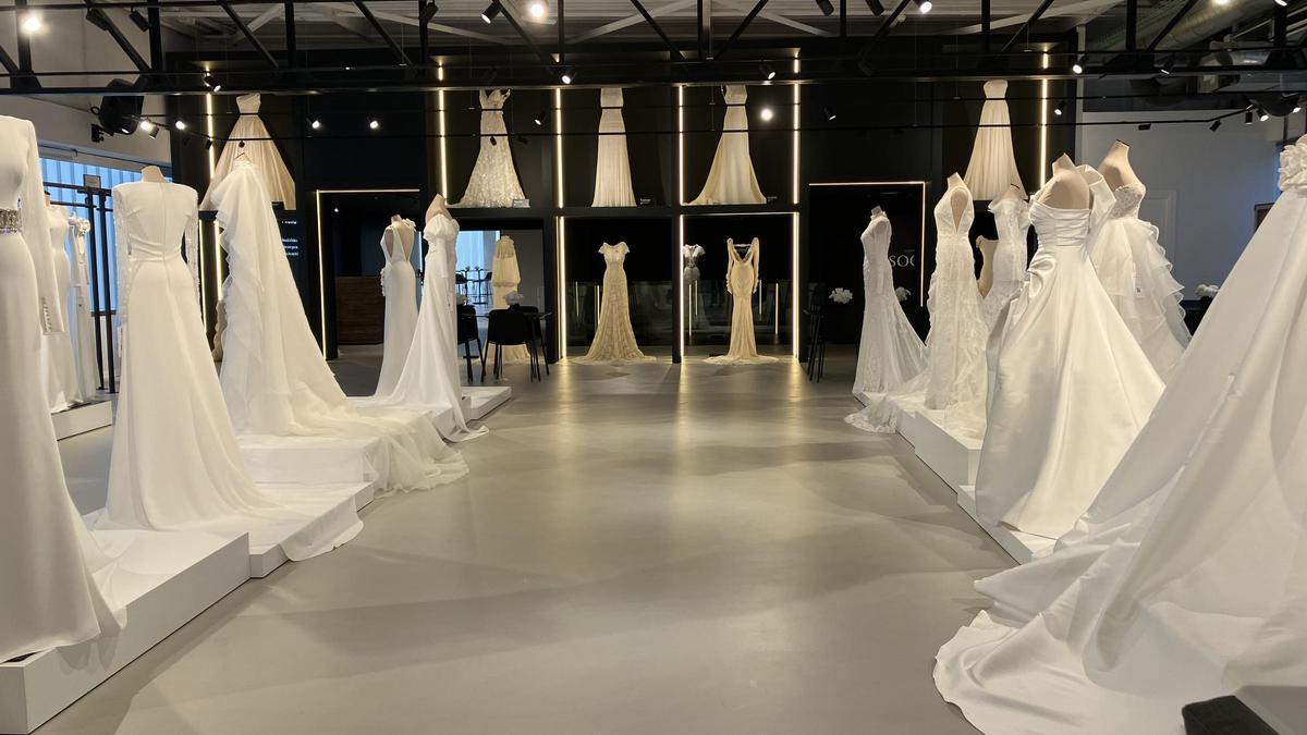La disputa por Pronovias: dos empresas compiten por la icónica marca de moda nupcial