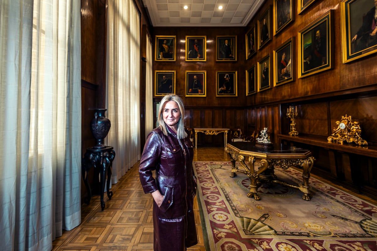 La Ministra de Educación, Milagros Tolón, anuncia planes para mejorar la enseñanza