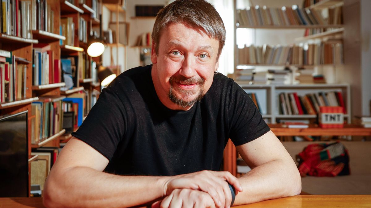 Xavi Domènech: 'Las peleas personales no pueden ser excusa para no unirse contra la extrema derecha'