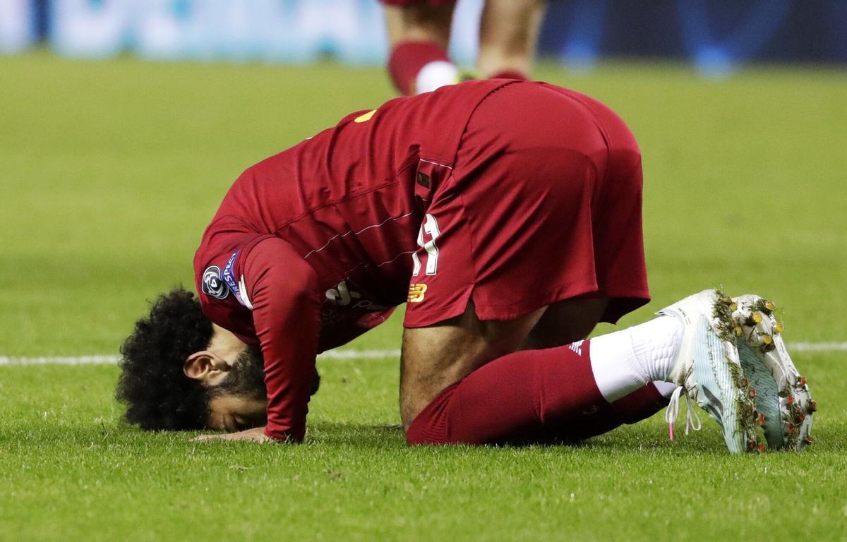 Mohamed Salah antes de la eliminatoria de Champions de 2025 contra el PSG (Fuente: El Periódico)