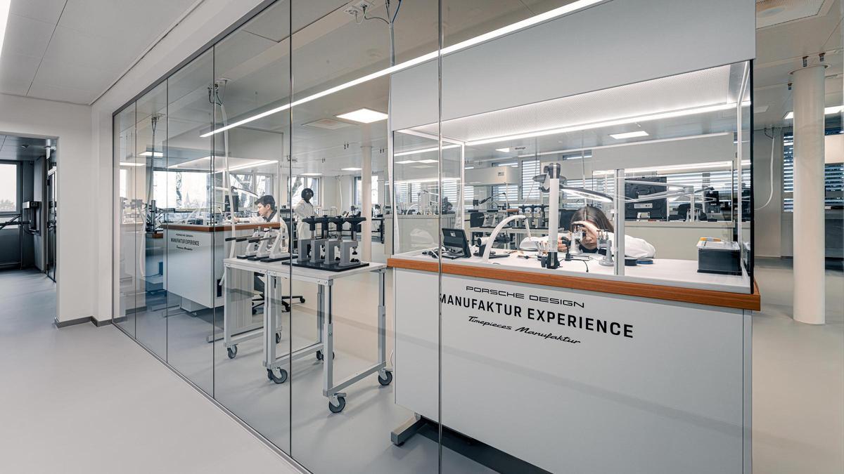 La nueva manufactura Porsche Design en Grenchen sustituye al anterior centro de producción situado en Solothurn. (Fuente: El Periódico)