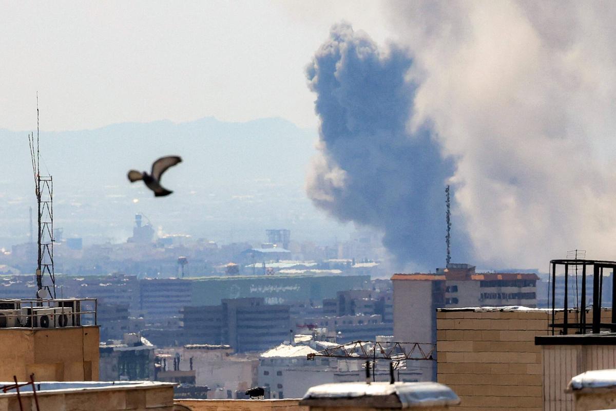 El presidente de Estados Unidos, Donald Trump, junto a otros dirigentes de países miembros de la OTAN, el pasado junio. (Fuente: El Periódico Internacional)