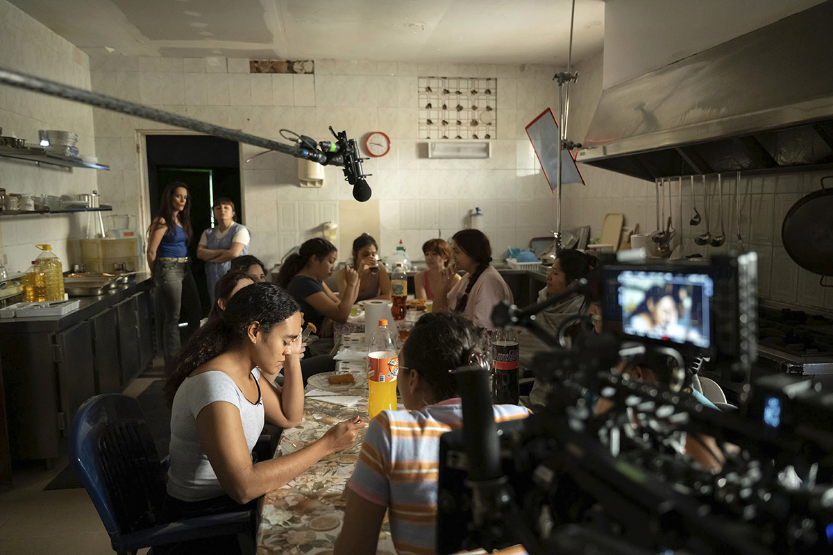 La actriz Valentina Vidal interpreta a Claudia, una víctima de la trata de mujeres. (Fuente: El Mundo Cultura)