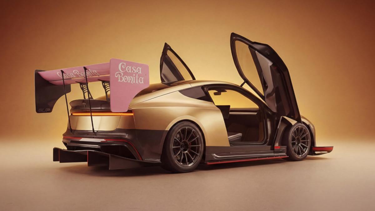 Tesla Cybercab Goldmember de Unplugged Performance, listo para competir en Pikes Peak (Fuente: El Periódico)