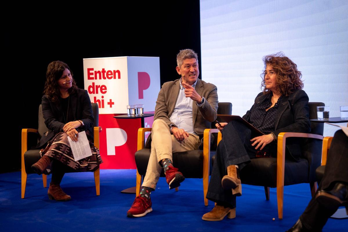 Mesa redonda 'El futur del municipalisme' en el I Fòrum Municipalisme (Fuente: El Periódico)