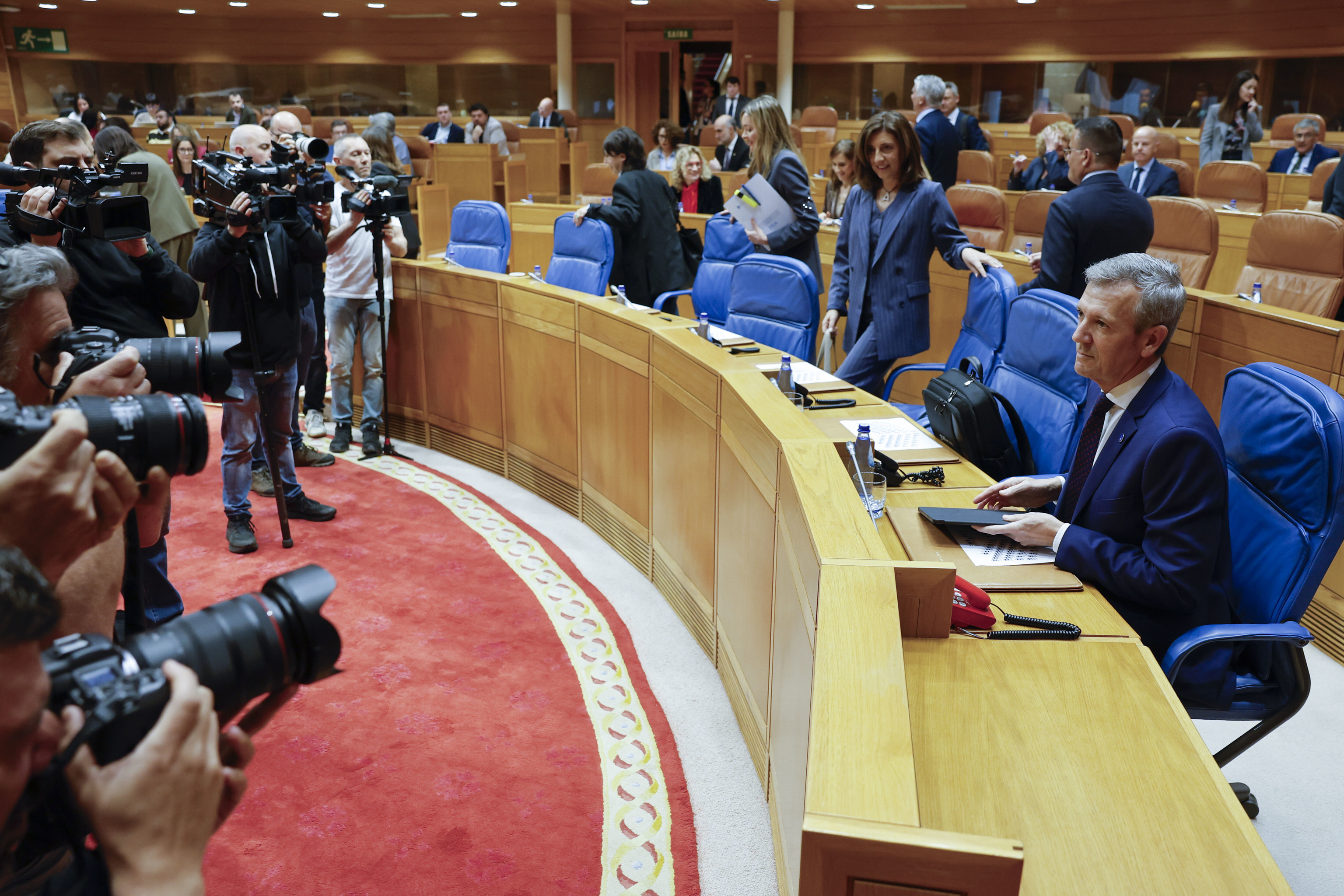El presidente de la Xunta de Galicia, Alfonso Rueda, durante el Debate sobre el Estado de la Autonomía. (Fuente: El Mundo España)