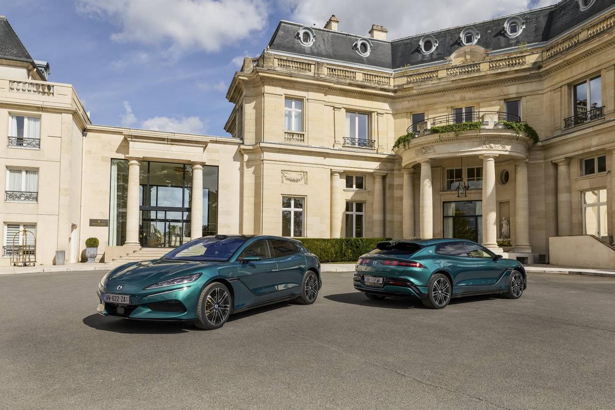 Denza, la marca de lujo de BYD, desembarca en Europa con dos modelos de alta gama