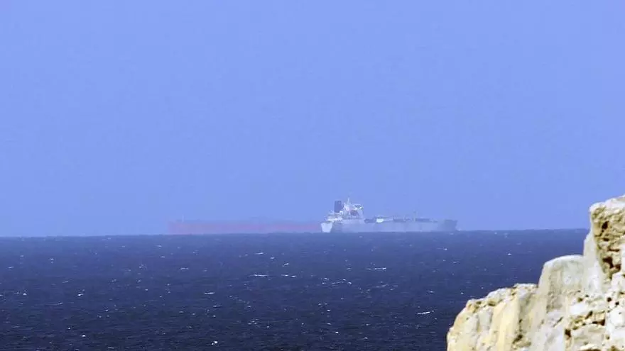 Julián Álvarez celebrando un gol en el Metropolitano con el uniforme del Atlético de Madrid