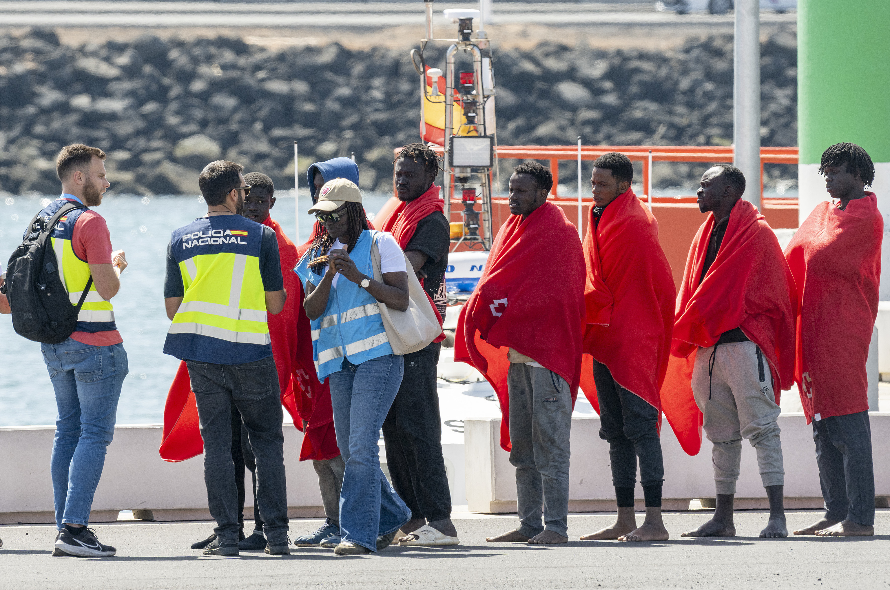 Bruselas avisa a España: la regularización de migrantes puede afectar a toda la UE