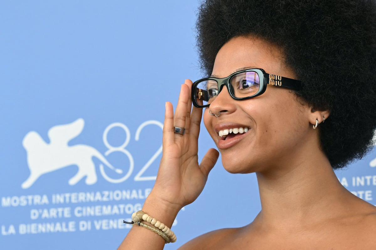 Las celebridades se cansan de las sonrisas perfectas: la imperfección vuelve a Hollywood