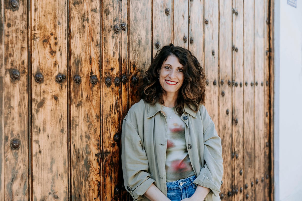 Diana Oliver analiza la depresión posparto en su nuevo ensayo: una enfermedad infradiagnosticada y rodeada de estigma