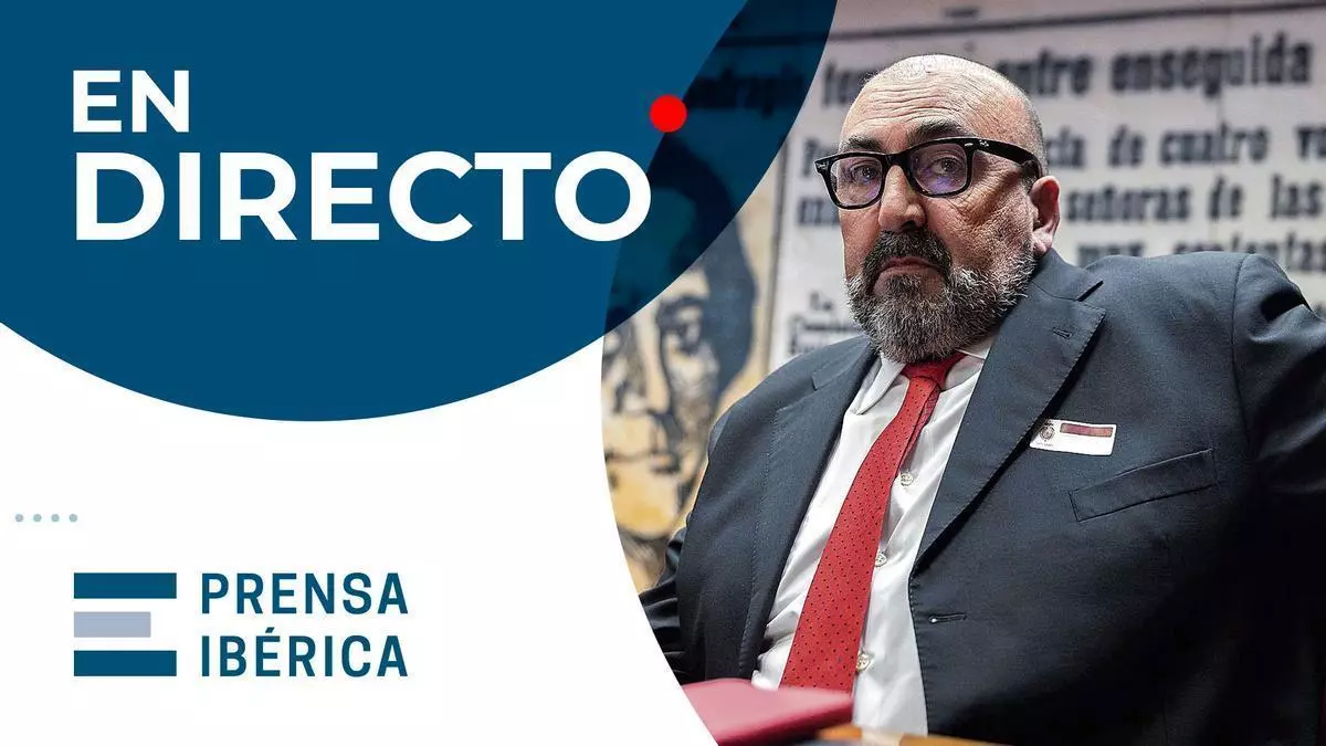 Vista del módulo Orion preparado para el amerizaje en el Pacífico