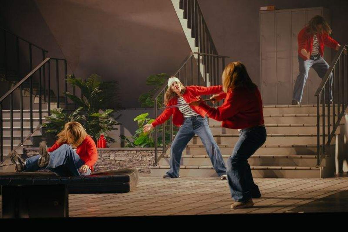 Detalle del diseño escénico y efectos especiales de la ópera