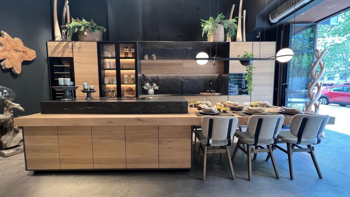 Tienda Tenuee en Avinguda Diagonal, Barcelona