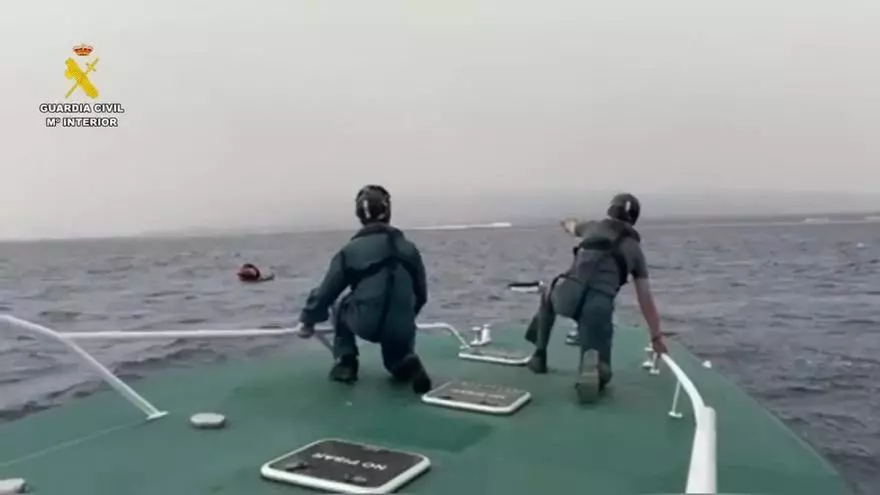 Juan Carlos I recibe el premio en la Asamblea Nacional francesa, rodeado de su familia