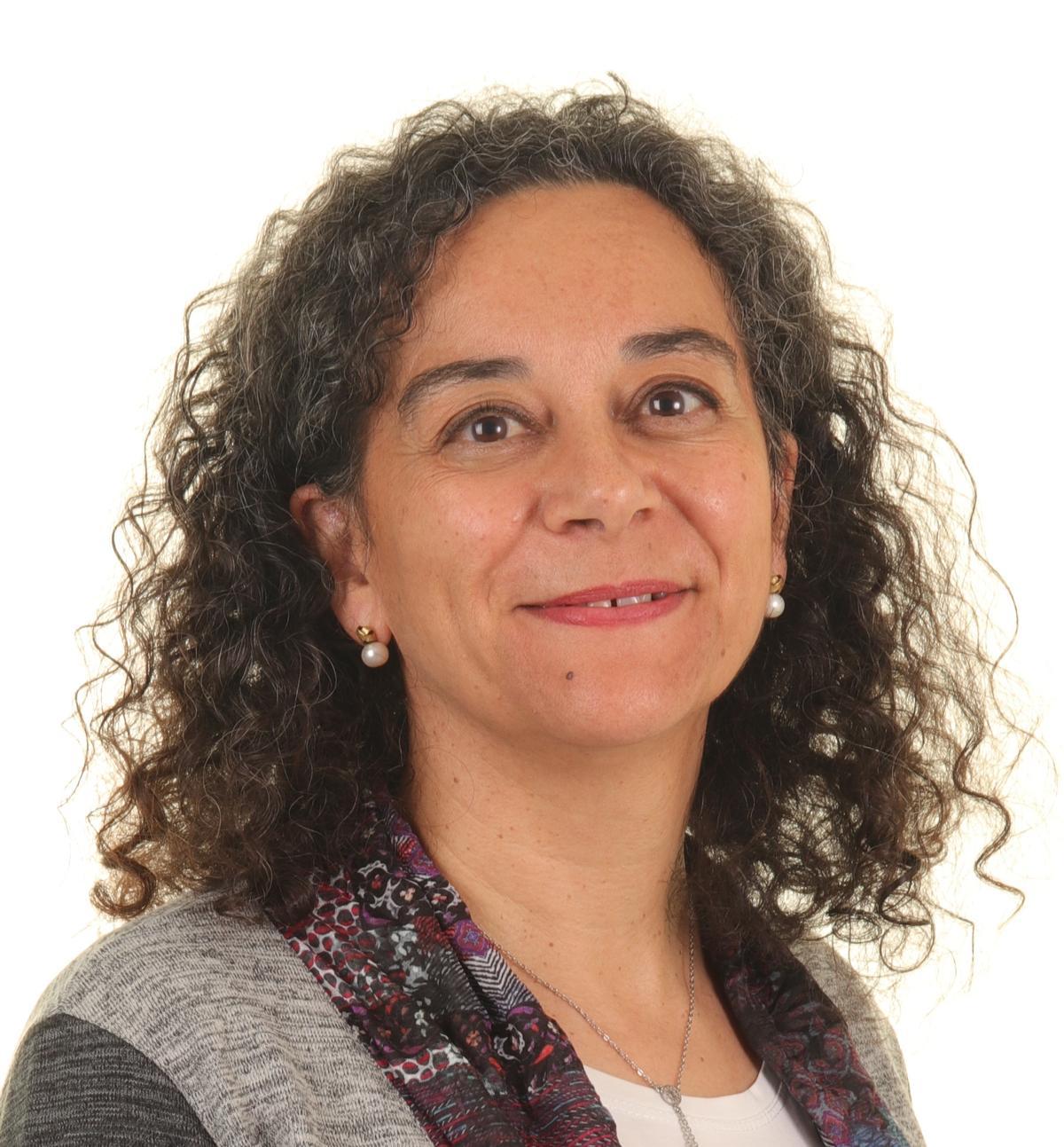 Paciente recibiendo microinyección de toxina botulínica para tratar la hiperhidrosis