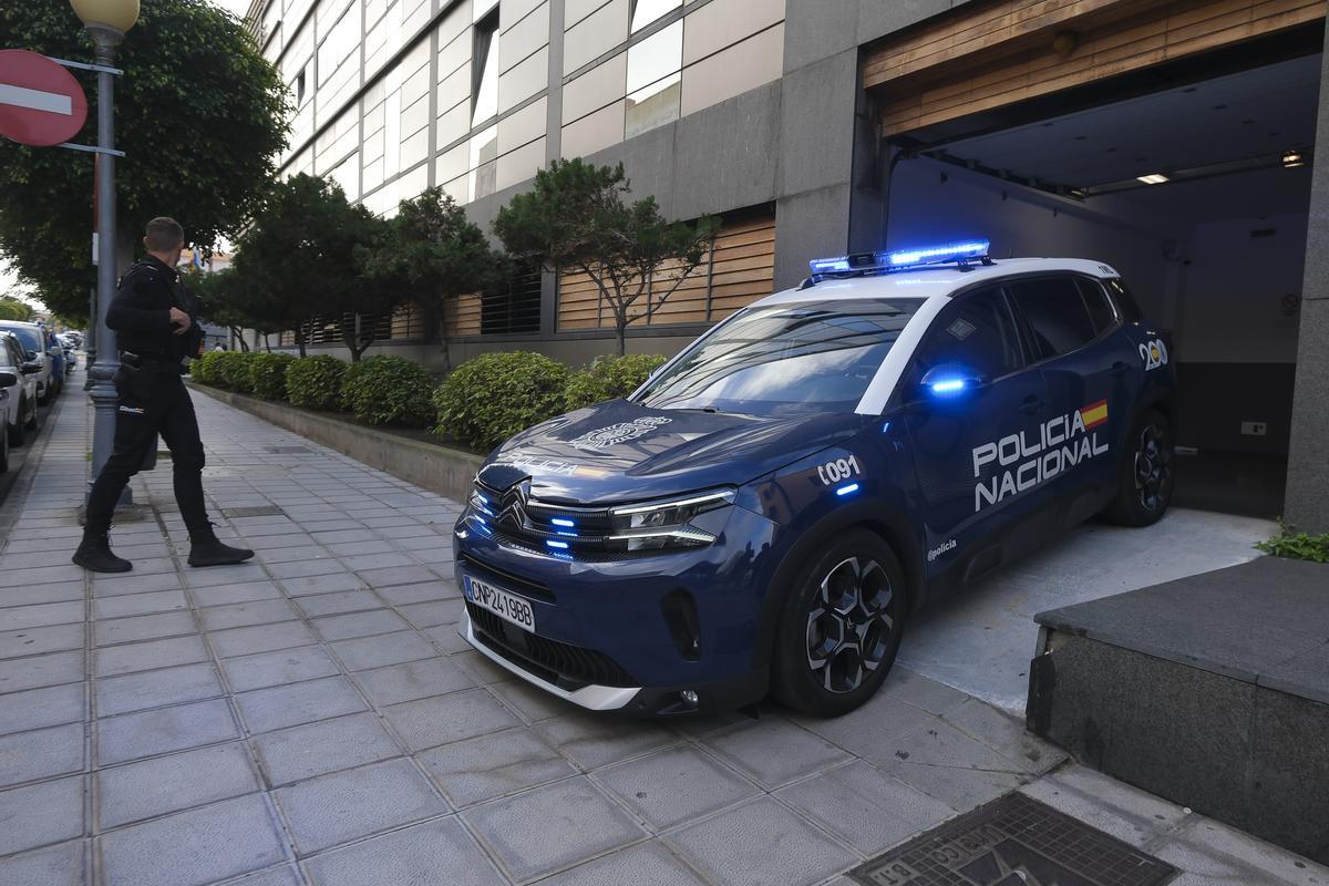 Robo con fuerza en pizzería de Huelva: el hombre recibe 3 años y la mujer 1