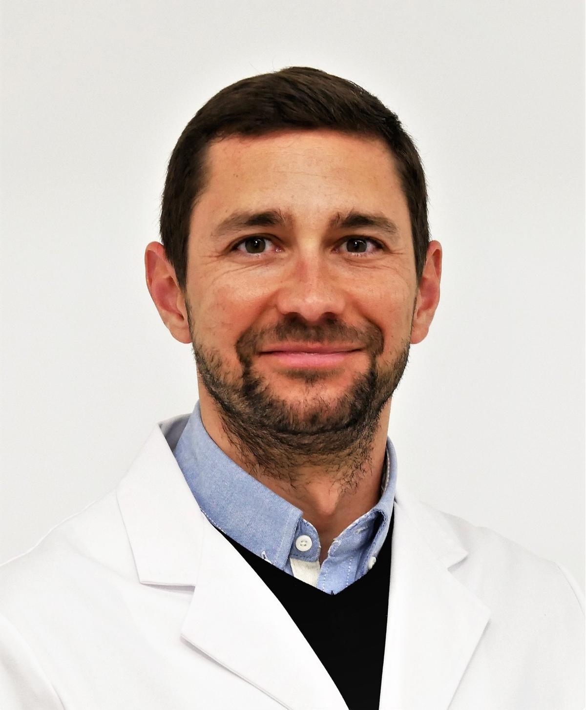 Radiografía que muestra inflamación de la fascia plantar en el talón