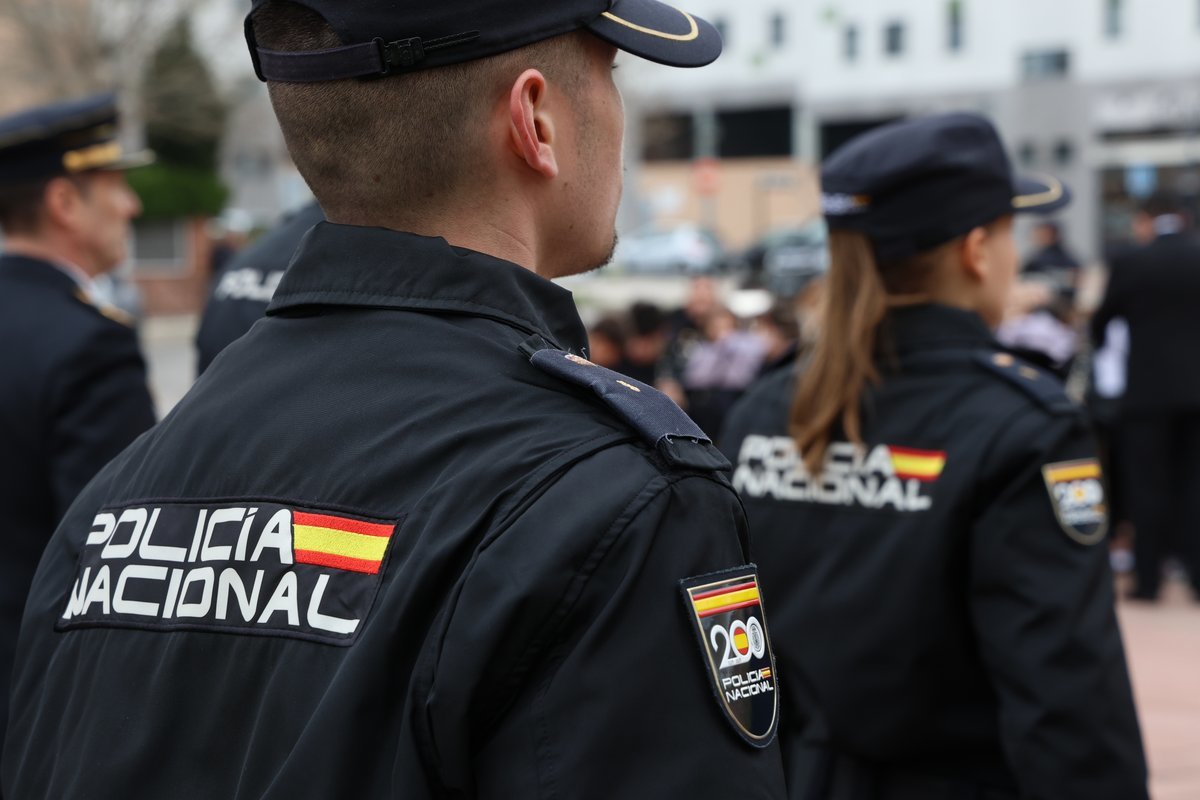 Hombre armado con cuchillo se atrincha en vivienda de Córdoba y llena de gas el portal