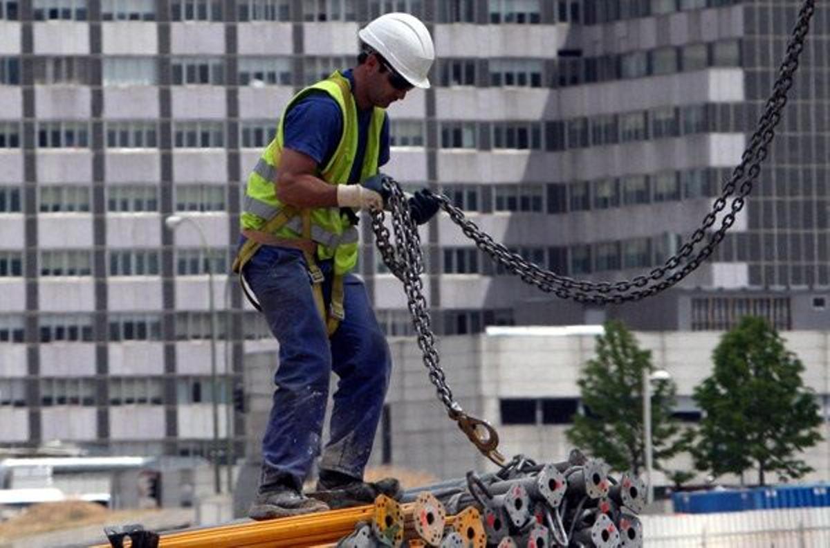 Seguridad Social corrige pensiones de 2026 y devuelve importes a jubilados