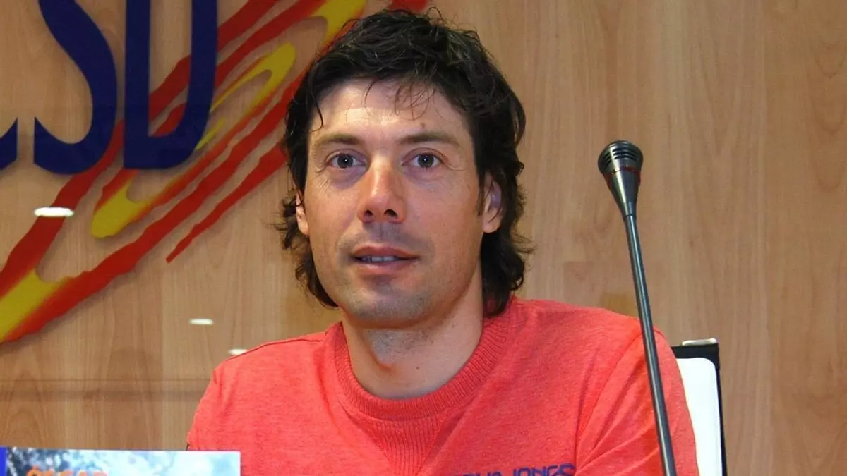 Buque estadounidense patrullando el estrecho de Ormuz bajo la orden de bloqueo