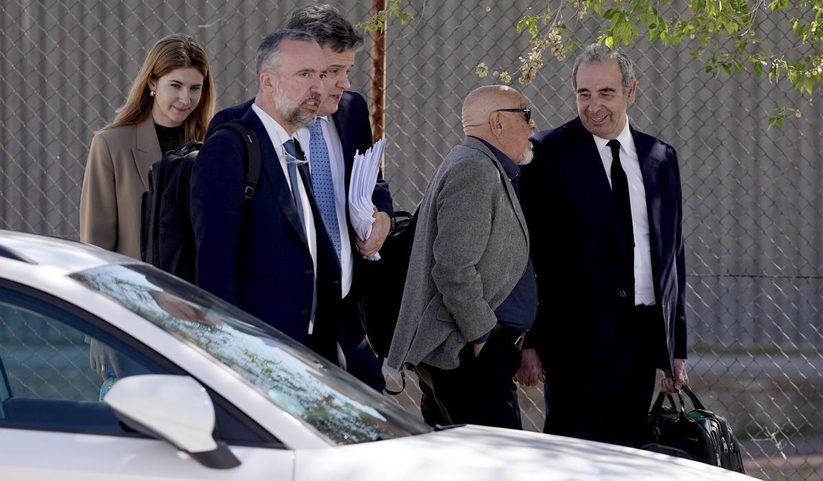 Amenaza Villarejo Interior: Villarejo presiona a Martínez para destituir a Martín‑Blas