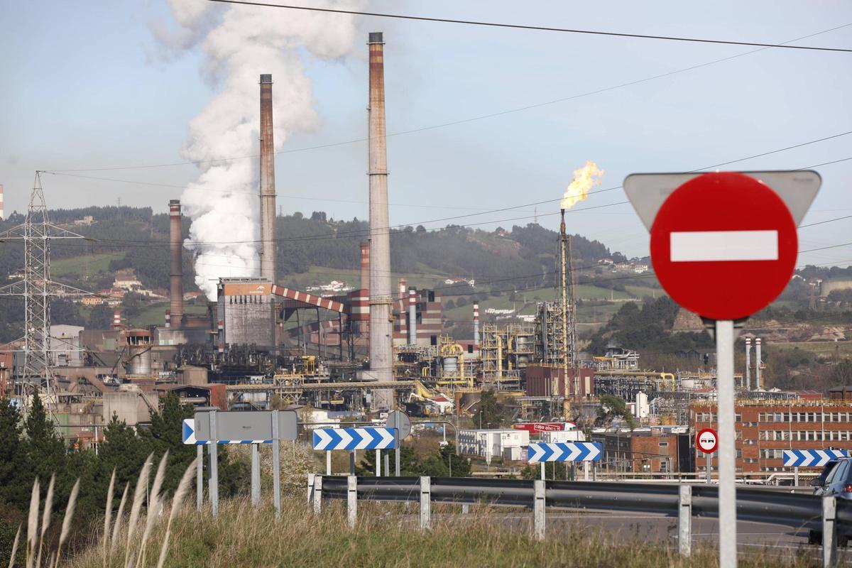 UE aprueba subida de aranceles al acero europeo