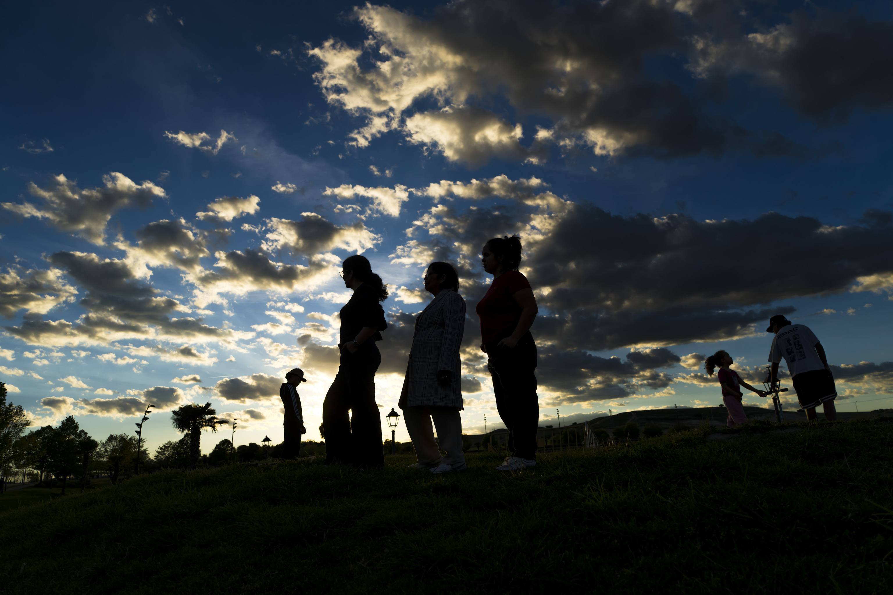 Familia Luna en su piso de Seseña