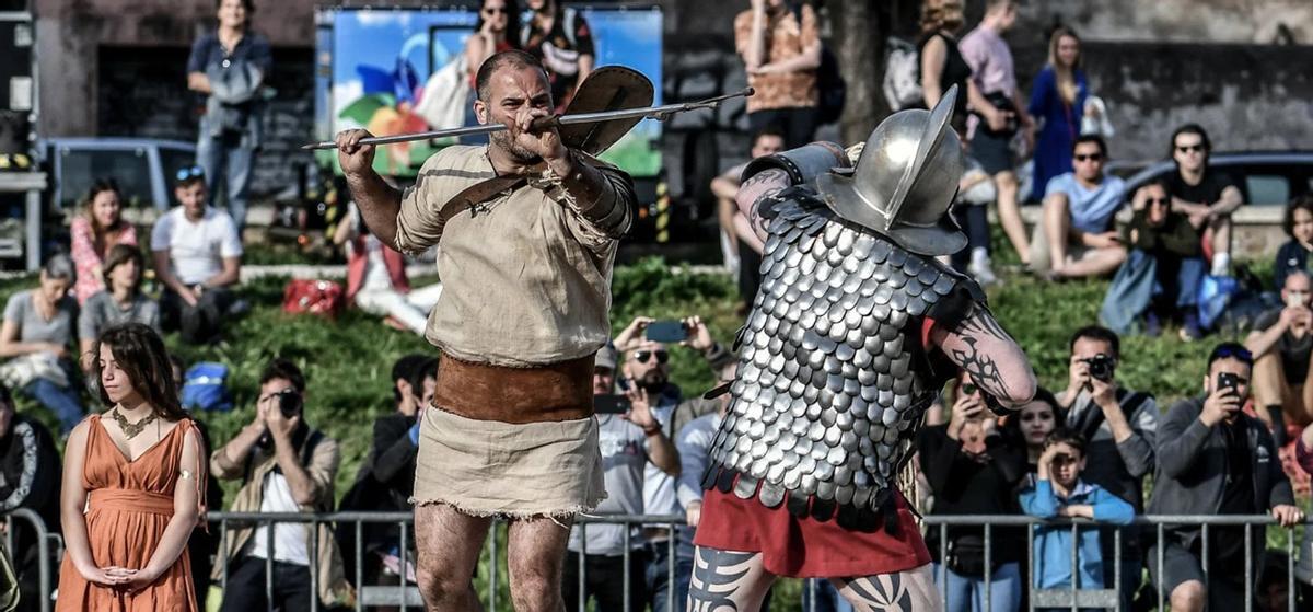 Arco de luz proyectado en el interior del Panteón como reloj de sol