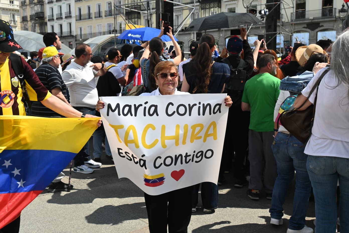 Manifestación de venezolanos en la Puerta del Sol