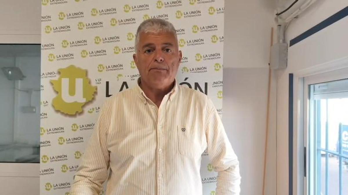 PP‑Vox firma pacto de gobierno en Extremadura y los sindicatos CCOO y UGT lo rechazan
