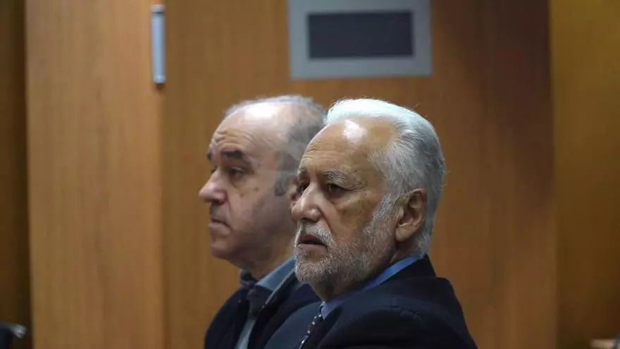 José Coronado y Irene López en una alfombra roja, sin indicios de boda