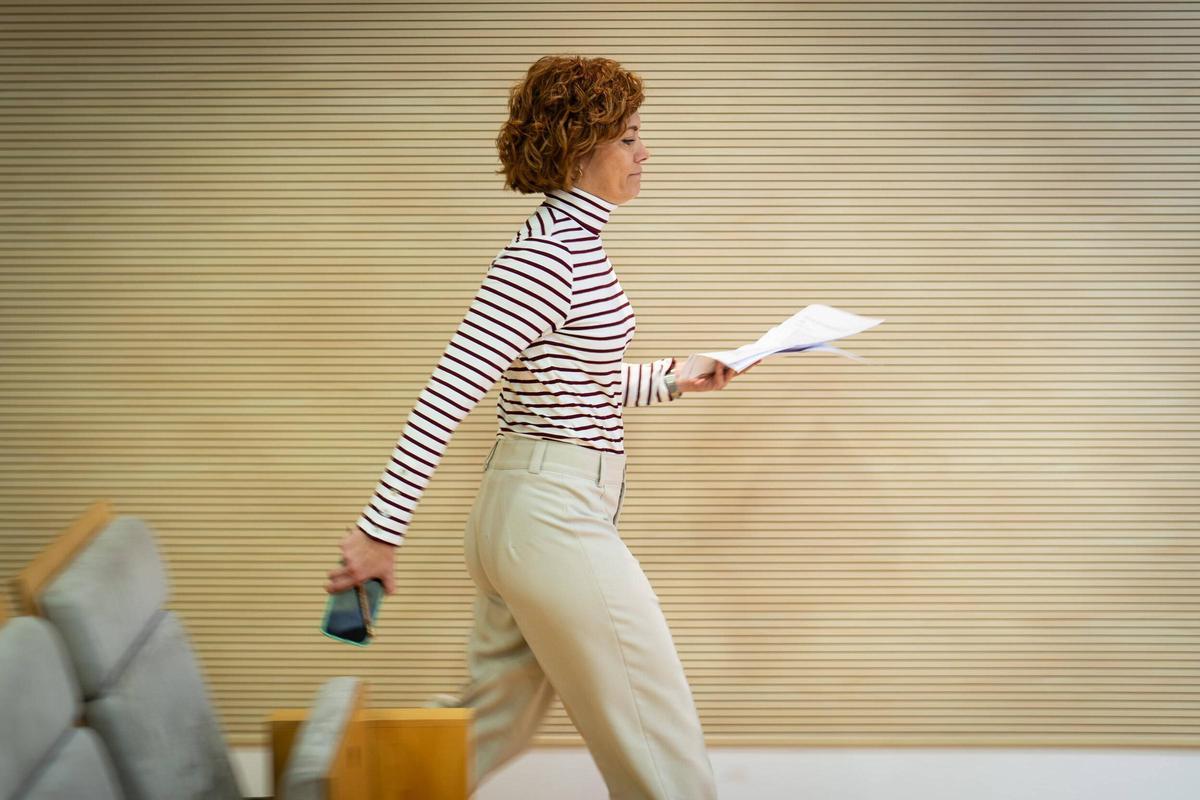 Elisenda Alamany, candidata a la alcaldía de Barcelona, durante una campaña municipal