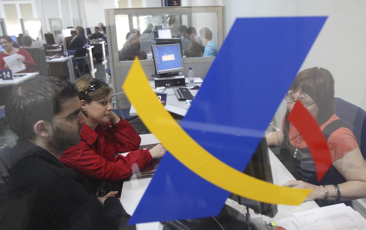 Renta 2025-2026: la Agencia Tributaria tiene seis meses para devolver el dinero