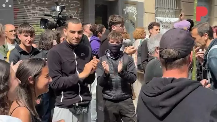 Escena del intento de fuga del sospechoso en la carretera