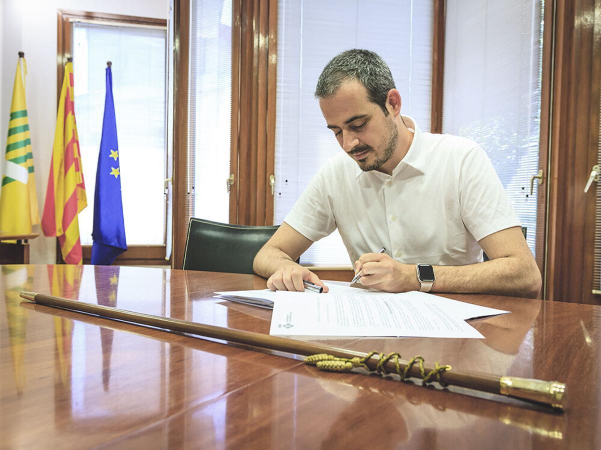 Móvil incautado de Eduard Rivas por los Mossos d'Esquadra en enero de 2026