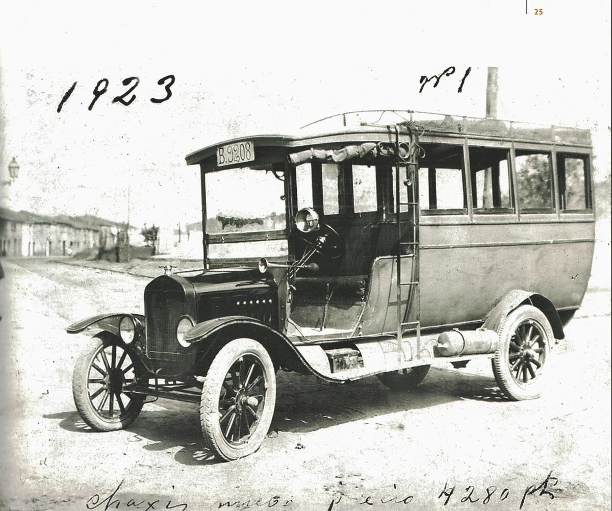 Presentación del libro en el Ateneu Barcelonès con Joan Carles Salmeron y representantes de FECAV