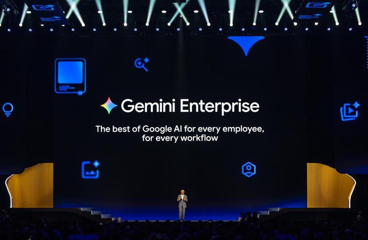 Imagen del escenario de Google Cloud Next con Thomas Kurian presentando Gemini Enterprise