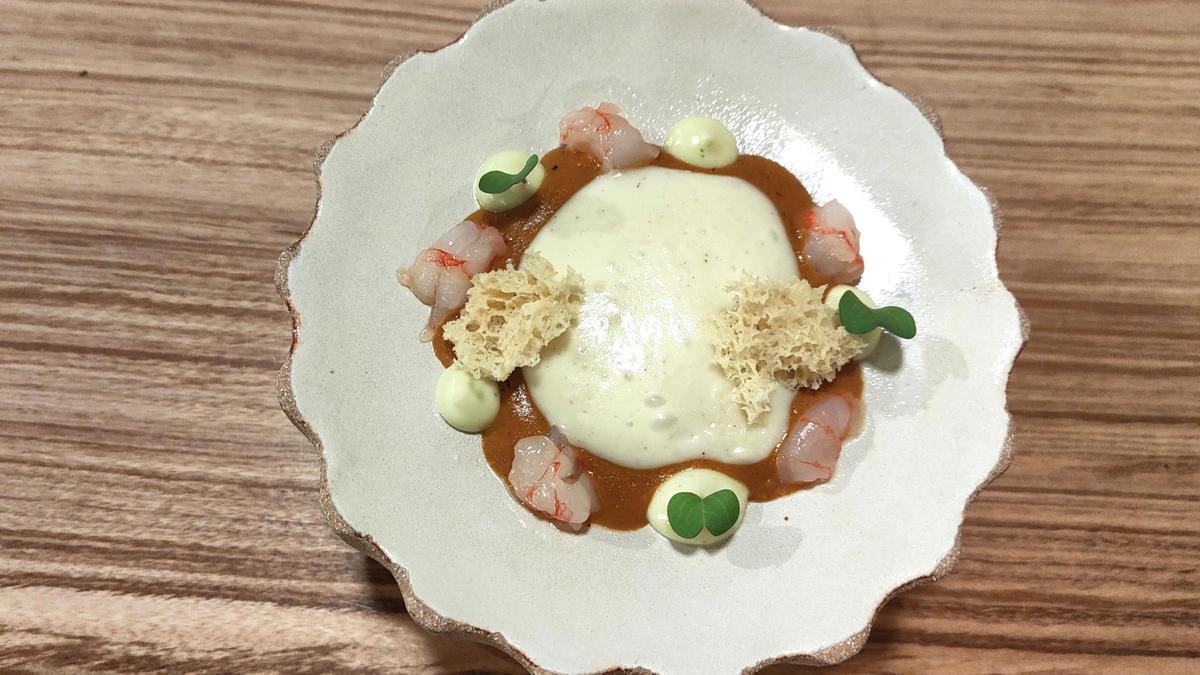 Moha Quach en la puerta del restaurante El Terrat, Tarragona