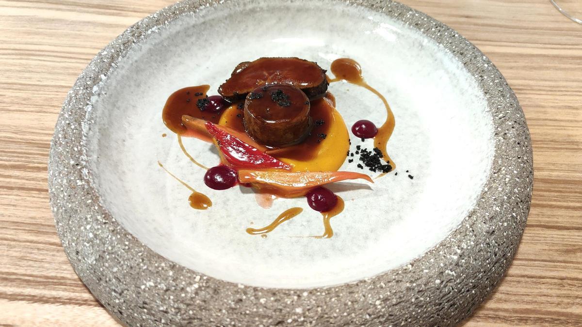 Romesco de gamba roja servido en El Terrat