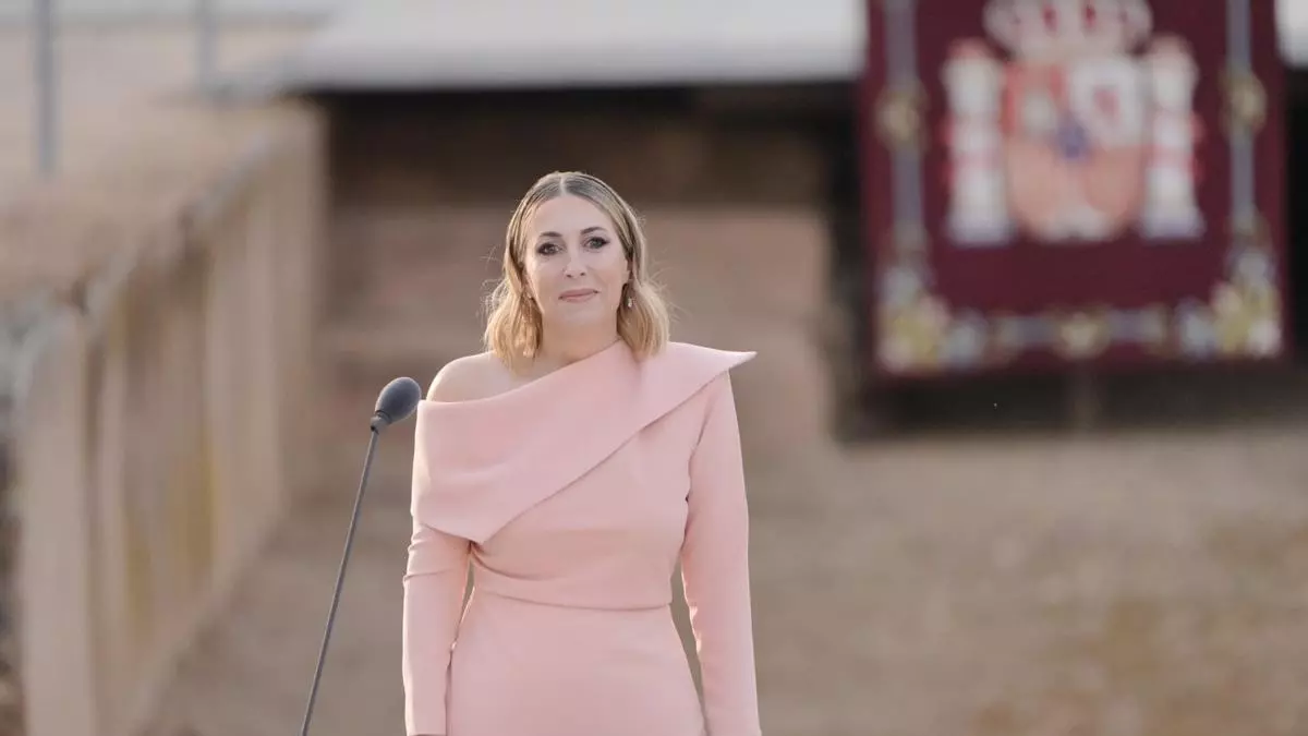 Soldados del Ejército de Malí patrullan un cuartel en Bamako tras la ofensiva de madrugada