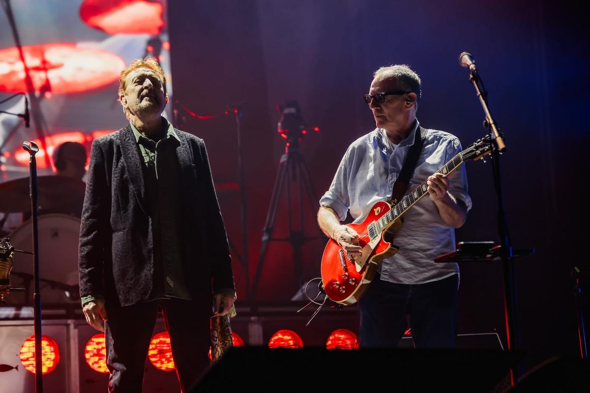 Vista panorámica del recinto Marenostrum lleno de más de 15.000 asistentes durante el concierto