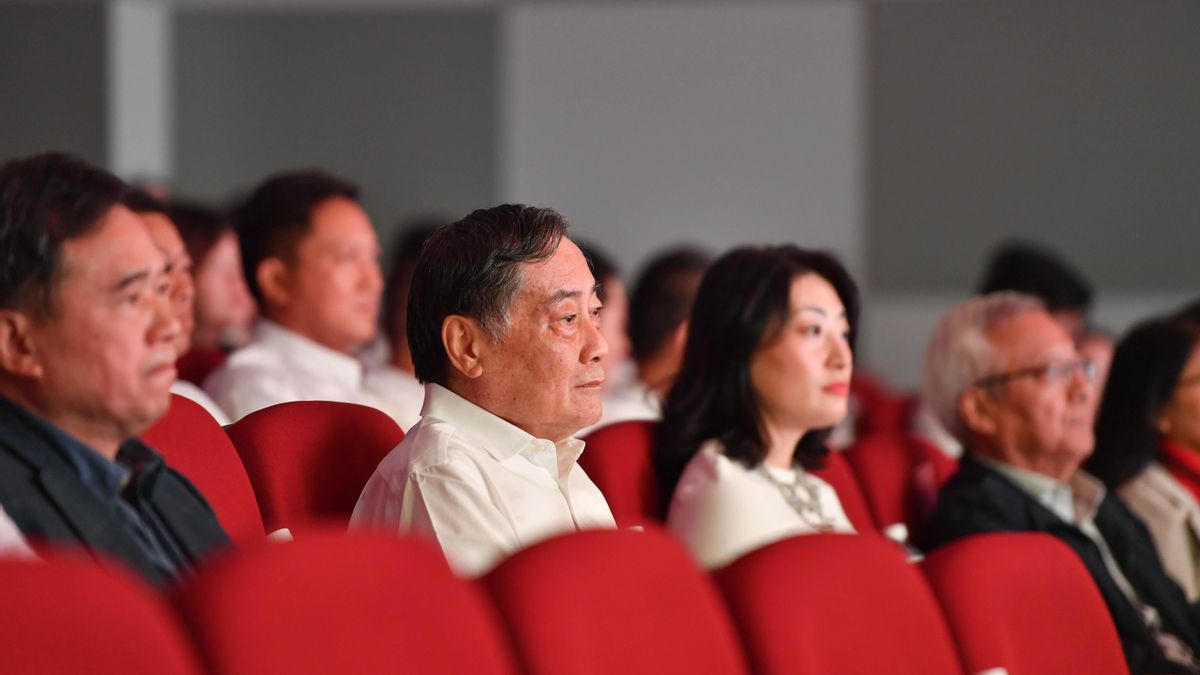 China: el PCCh debe legislar la transmisión de la riqueza de la élite